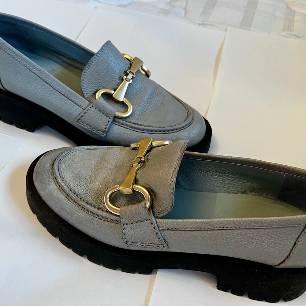 - Bruno Premi Chic Gray and Gold Flats with Metal Accents, size 38